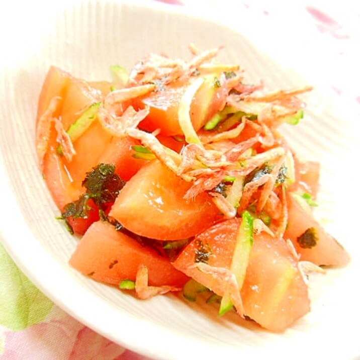❤胡瓜とトマトと韓国海苔の胡麻ラー油和え❤